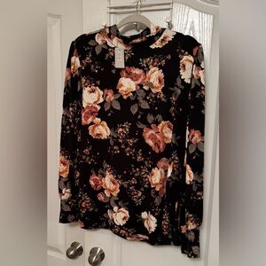 Maurices Black Floral Long Sleeve Top